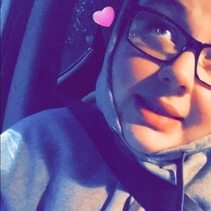 Meet your Posher, Sierra